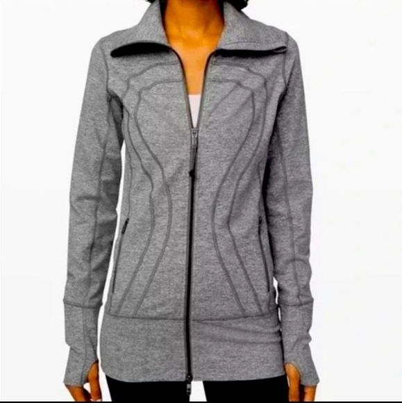 lululemon athletica Sweaters - Lululemon In Stride Jacket size 2 Black/Gray Long Sleeve Hoodie